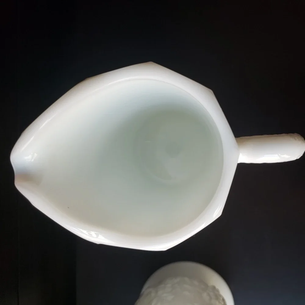 Westmoreland Milk Glass Paneled Grape Creamer and Sugar Bowl Set‎ White Vintage
